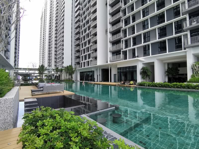 Condominium for Rent at Vertu Resort - Susanze Khoh - Pool - PropertyGuru.com.my