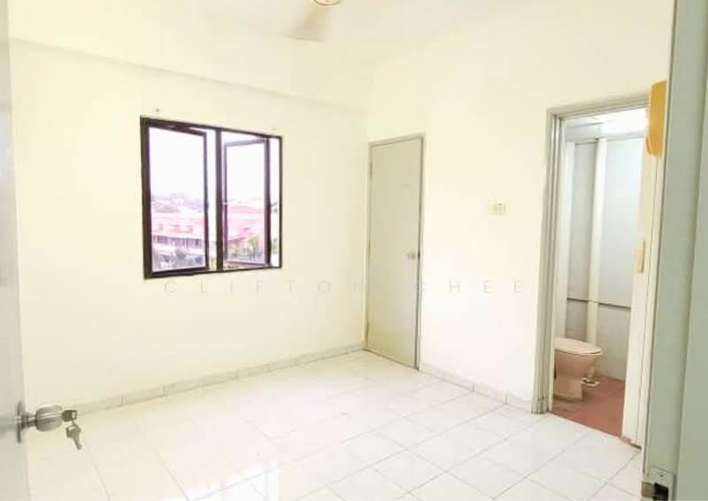 Condominium for Sale at Taman Desa Relau 2 - Clifton Chee - Interior - PropertyGuru.com.my