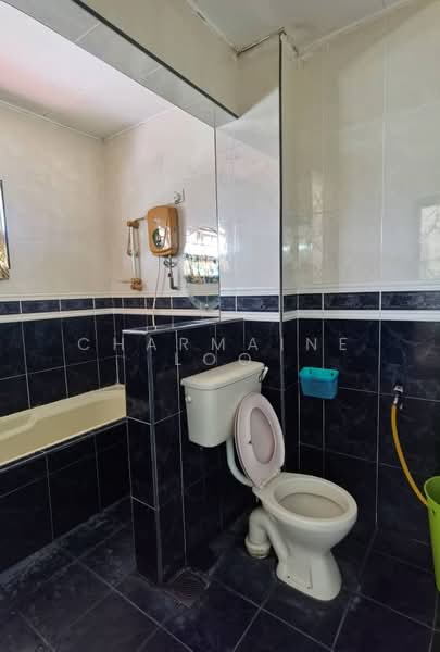 Rumah Teres 2 Tingkat untuk Disewa di Taman Sri Taming (Cheras) - Charmaine Loo - Bathroom - PropertyGuru.com.my