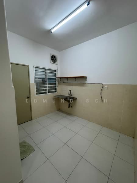 Taman Pelangi Semenyih 2 untuk Untuk Dijual - RM 468,000, Apr 2026 - Kitchen - PropertyGuru.com.my