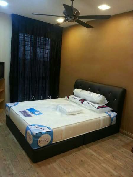 Apartment for Rent at Molek Pine 2 - Winnie Ng - Bedroom - PropertyGuru.com.my