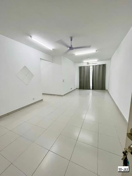 De Kiara untuk Untuk Dijual - RM 270,000, Mac 2026 - Living Room - PropertyGuru.com.my