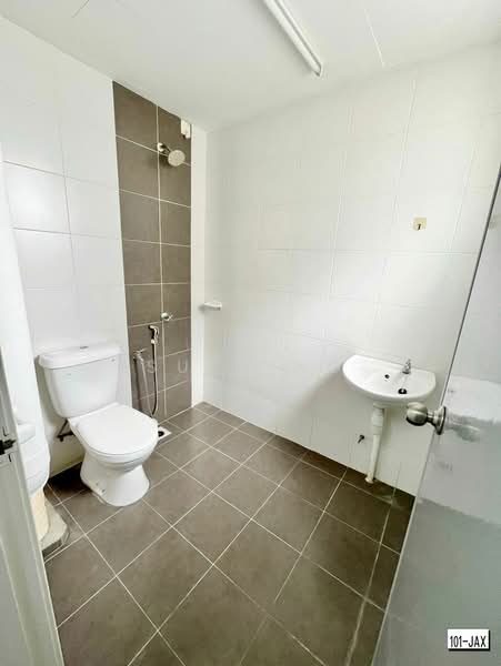 De Kiara untuk Untuk Dijual - RM 270,000, Mac 2026 - Bathroom - PropertyGuru.com.my