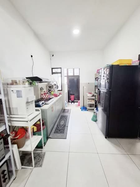 Pulai Hijauan Kangkar Pulai untuk Untuk Dijual - RM 388,000, Feb 2026 - Kitchen - PropertyGuru.com.my