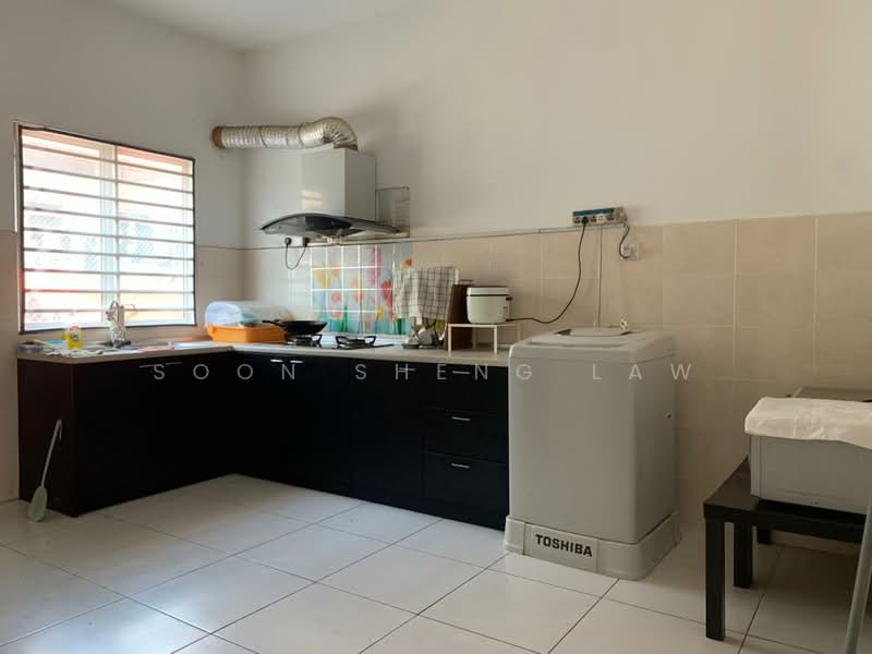 2-storey Terraced House for Sale in Taman Pelangi Semenyih 2 (Semenyih) - Soon Sheng Law - Kitchen - PropertyGuru.com.my