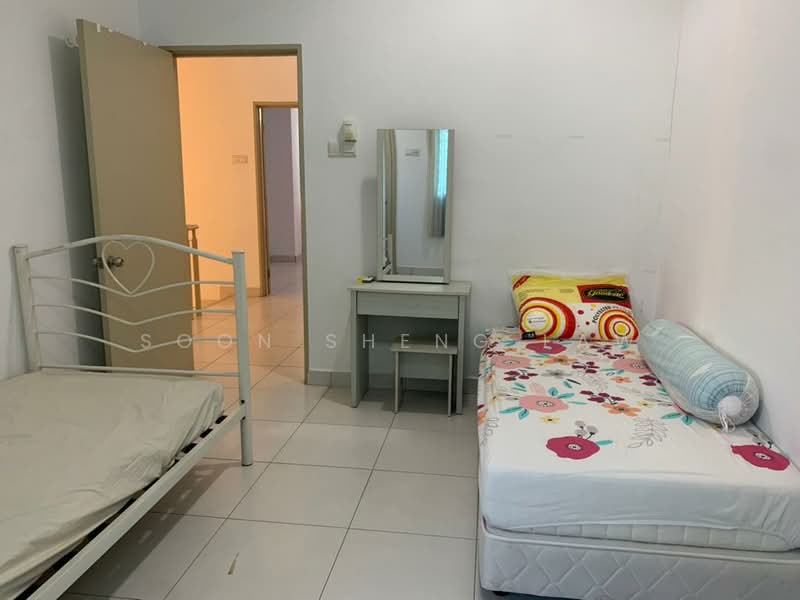 2-storey Terraced House for Sale in Taman Pelangi Semenyih 2 (Semenyih) - Soon Sheng Law - Bedroom - PropertyGuru.com.my