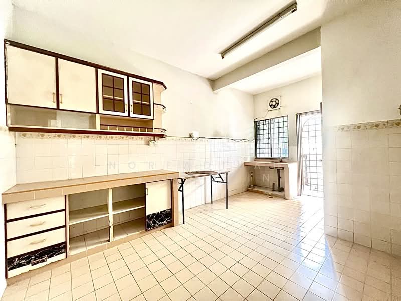 SS7 untuk Untuk Dijual - RM 790,000, Mac 2026 - Kitchen - PropertyGuru.com.my