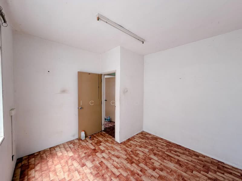 Flat for Sale at Taman Jelimas - Eric Choong - Interior - PropertyGuru.com.my