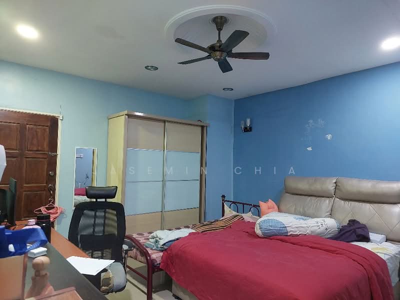 Semi-Detached House for Sale in Laman Residen Kipark Sri Utara (Batu Caves) - Jasemin Chia - Bedroom - PropertyGuru.com.my