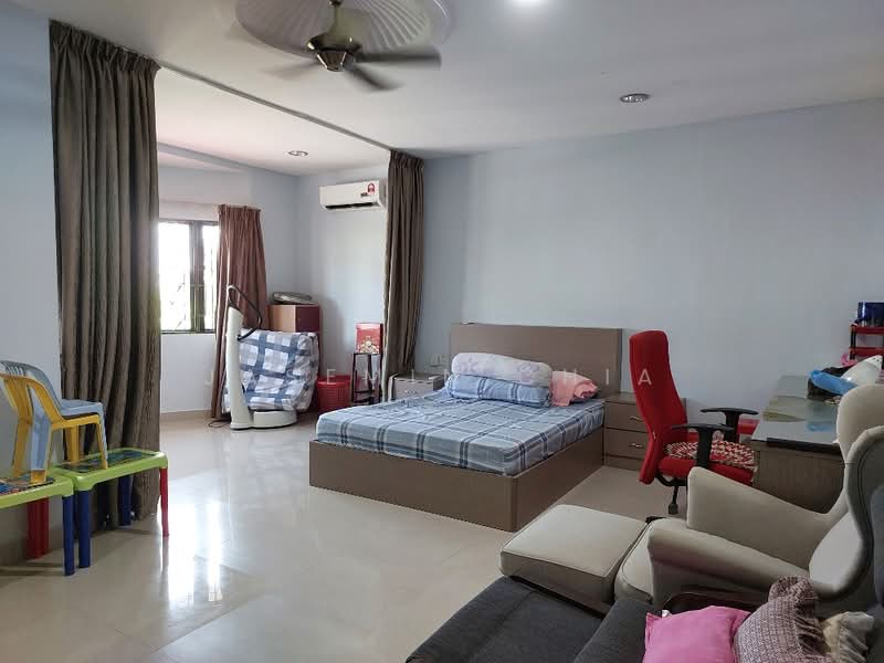 Semi-Detached House for Sale in Laman Residen Kipark Sri Utara (Batu Caves) - Jasemin Chia - Bedroom - PropertyGuru.com.my