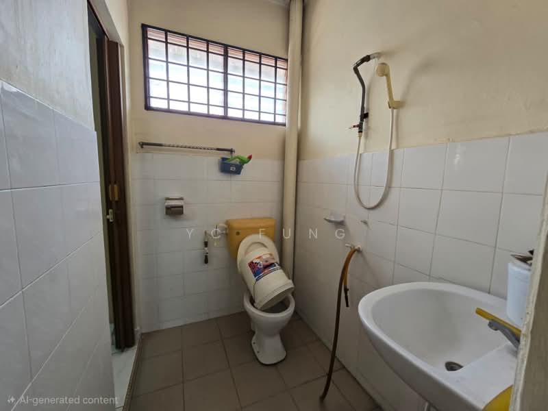Taman Universiti untuk Untuk Dijual - RM 598,000, Mac 2026 - Bathroom - PropertyGuru.com.my
