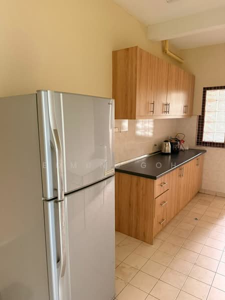 Apartment for Rent at Putra Permai Block C - Edmund Goh - Kitchen - PropertyGuru.com.my
