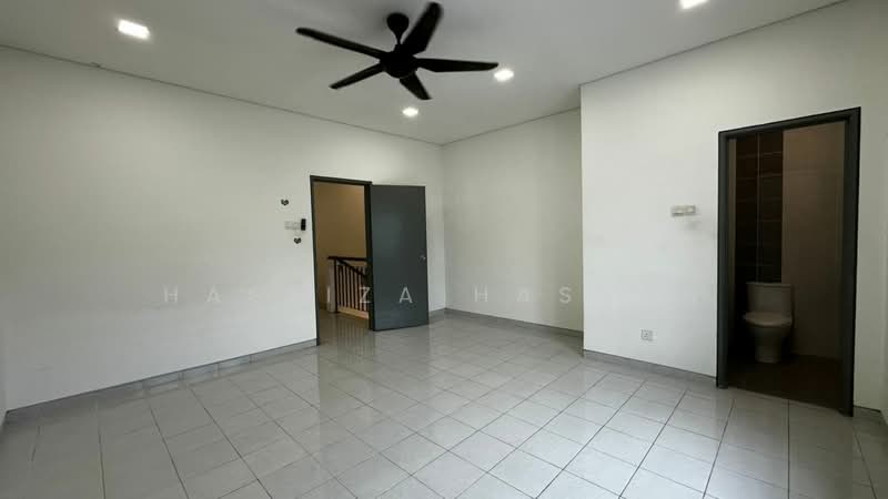 Bandar Warisan Puteri untuk Untuk Dijual - RM 399,000, Feb 2026 - Interior - PropertyGuru.com.my