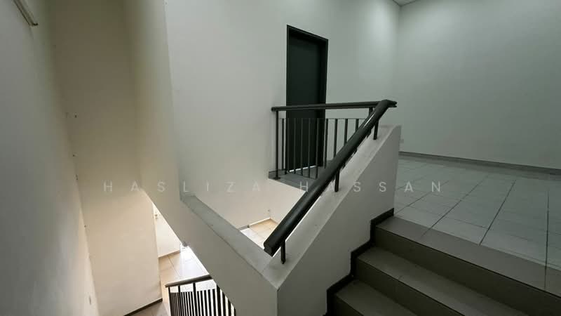 Bandar Warisan Puteri untuk Untuk Dijual - RM 399,000, Feb 2026 - Interior - PropertyGuru.com.my