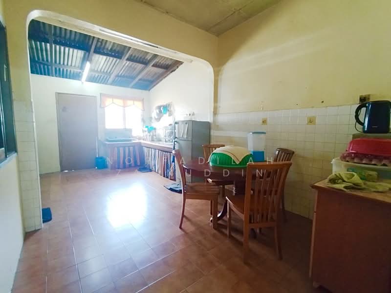 Taman Bunga Raya untuk Untuk Dijual - RM 500,000, Feb 2026 - Kitchen - PropertyGuru.com.my