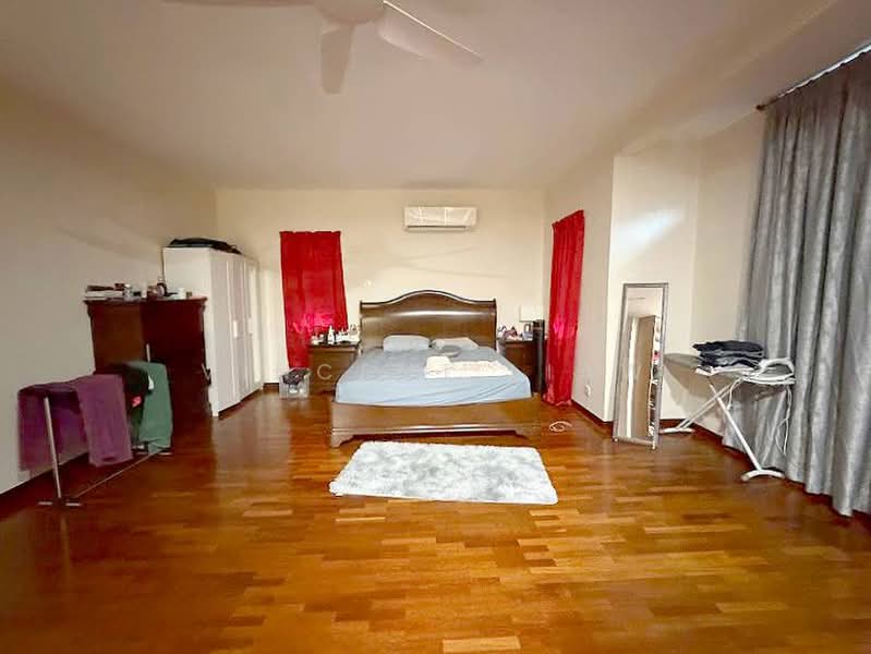 Semi-Detached House for Sale in Seksyen 4 (Kota Damansara) - Vincent Liaw - Bedroom - PropertyGuru.com.my