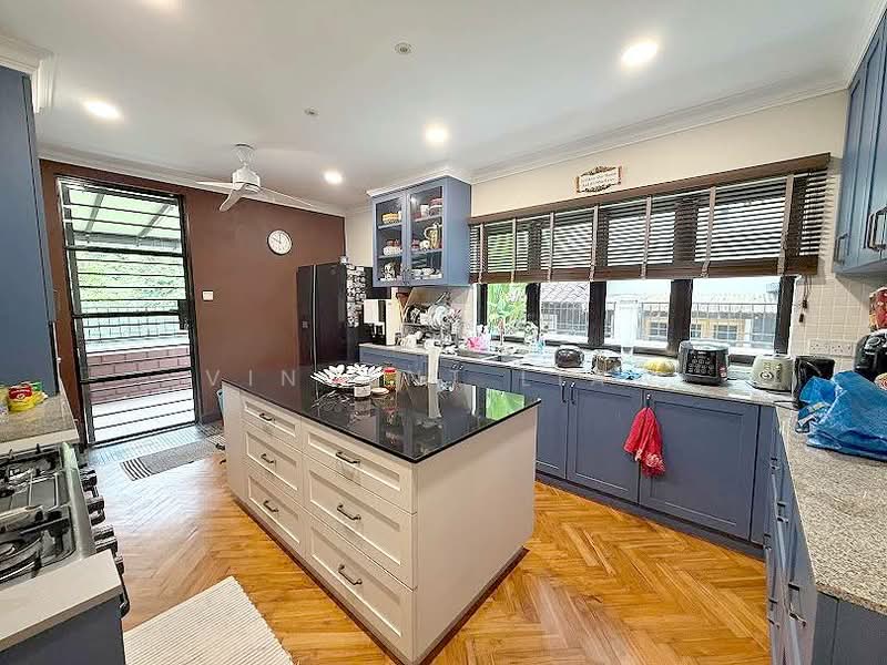 Semi-Detached House for Sale in Seksyen 4 (Kota Damansara) - Vincent Liaw - Kitchen - PropertyGuru.com.my