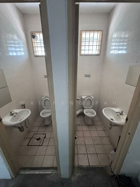 Shop for Rent in Bukit Mertajam (Penang) - Wai Fang Pah - Bathroom - PropertyGuru.com.my