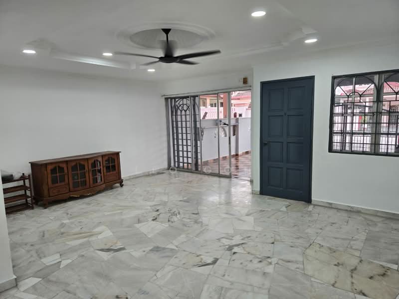 Taman Megah Oakland untuk Untuk Disewa - RM 1,200 /bulan, Mac 2026 - Living Room - PropertyGuru.com.my