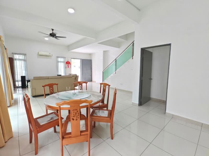 Opal @ Taman Mutiara Mas untuk Untuk Dijual - RM 1,080,000, Feb 2026 - Living Room - PropertyGuru.com.my
