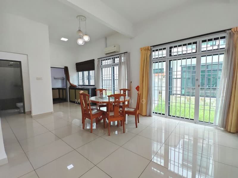 Opal @ Taman Mutiara Mas untuk Untuk Dijual - RM 1,080,000, Feb 2026 - Dining Room - PropertyGuru.com.my