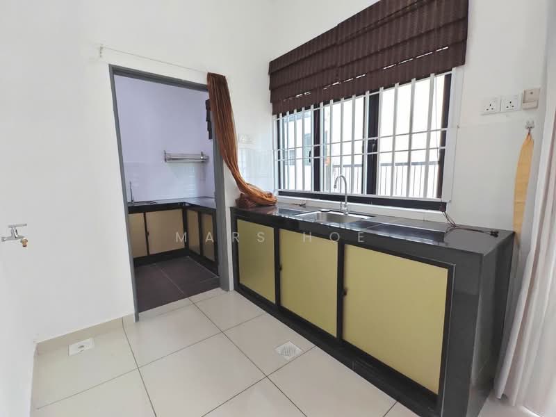 Opal @ Taman Mutiara Mas untuk Untuk Dijual - RM 1,080,000, Feb 2026 - Kitchen - PropertyGuru.com.my
