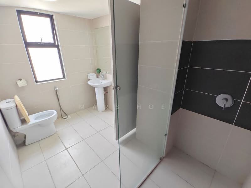 Opal @ Taman Mutiara Mas untuk Untuk Dijual - RM 1,080,000, Feb 2026 - Bathroom - PropertyGuru.com.my