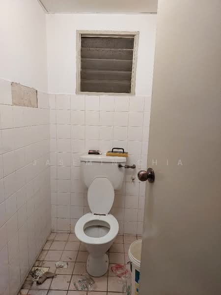 MWE Commercial Park untuk Untuk Dijual - RM 1,750,000, Mac 2026 - Bathroom - PropertyGuru.com.my