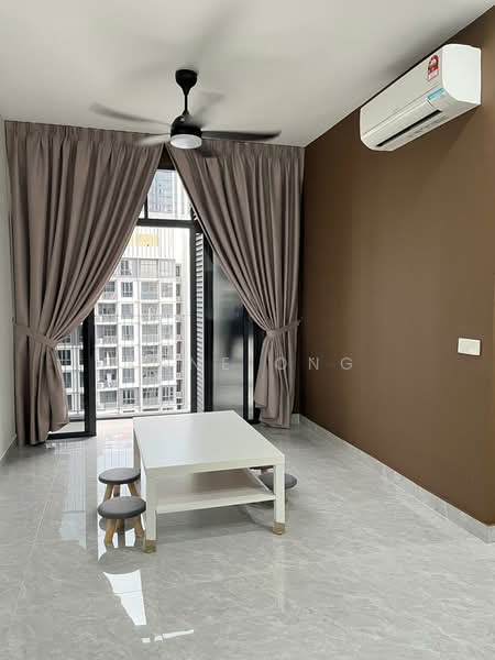Altris Residences @ The Quartz WM untuk Untuk Disewa - RM 2,200 /bulan, Mac 2026 - Living Room - PropertyGuru.com.my