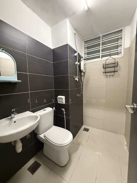 Apartment for Rent at Midori Green (Pangsapuri Hijauan) - Elayne Low - Bathroom - PropertyGuru.com.my