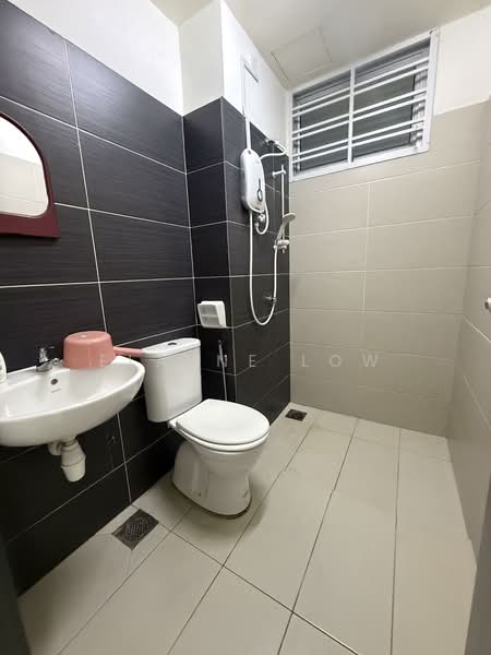 Apartment for Rent at Midori Green (Pangsapuri Hijauan) - Elayne Low - Bathroom - PropertyGuru.com.my