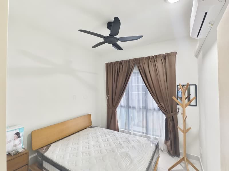 Service Residence for Sale at Majestic Maxim - Rony Yeo - Bedroom - PropertyGuru.com.my