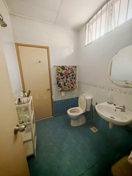 2-storey Terraced House for Sale in Segambut (Kuala Lumpur) - Suki Tan - Bathroom - PropertyGuru.com.my