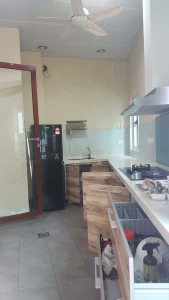 Semi-Detached House for Sale in Segambut (Kuala Lumpur) - Jasemin Chia - Kitchen - PropertyGuru.com.my