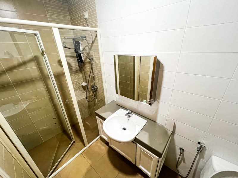 Zero-Lot Bungalow for Sale in Seksyen 4 (Shah Alam) - Baizura Agus - Bathroom - PropertyGuru.com.my