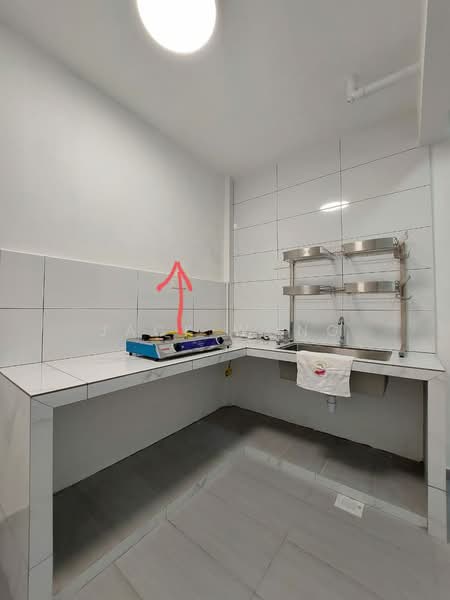 Pangsapuri Jentayu @ Kangkar Pulai untuk Untuk Dijual - RM 188,000, Mac 2026 - Kitchen - PropertyGuru.com.my
