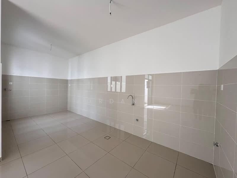 Cluster House for Sale in Iskandar Puteri (Nusajaya) (Johor) - Jordan . - Kitchen - PropertyGuru.com.my