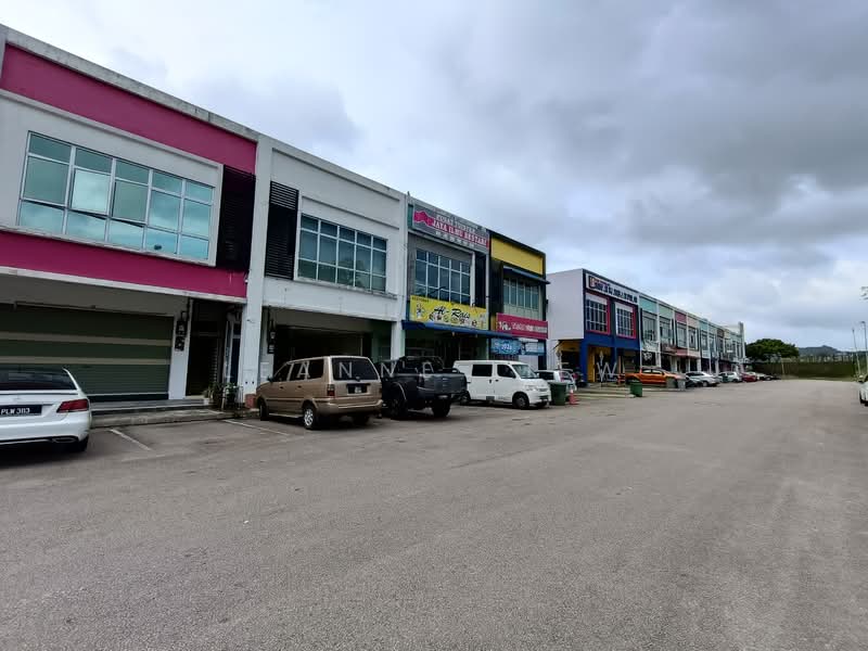 Shop / Office for Sale in Taman Pulai Hijauan (Skudai) - Leanne Liew - Exterior - PropertyGuru.com.my