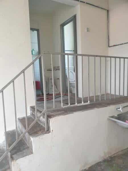 Shop for Rent in Taman Melodies (Johor Bahru) - Mui Hui Tan - Bathroom - PropertyGuru.com.my