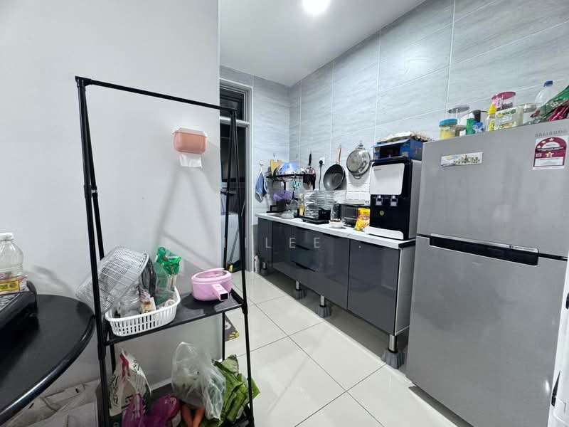 Condominium for Sale at KSL Residence 2 @ Kangkar Tebrau - Shilee . - Kitchen - PropertyGuru.com.my