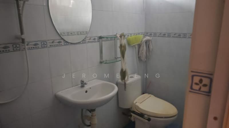 Semi-Detached House for Sale in Taman Iping (Batu Maung) - Jerome Eng - Bathroom - PropertyGuru.com.my