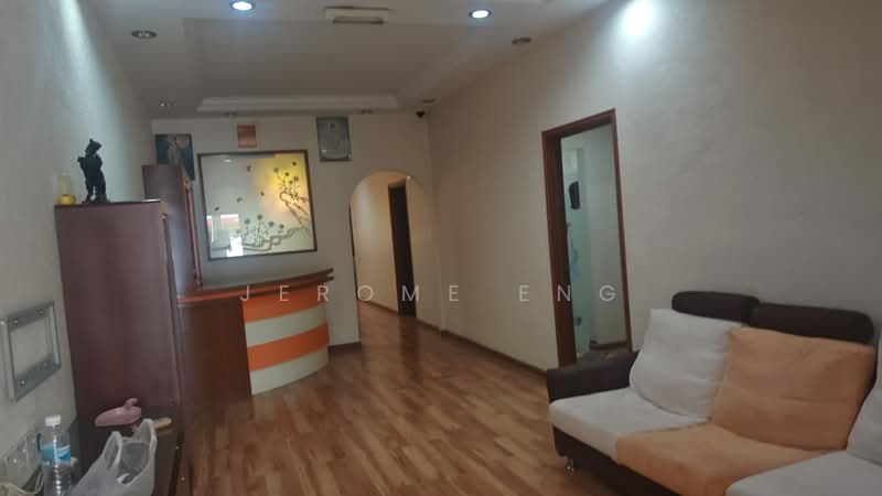 Semi-Detached House for Sale in Taman Iping (Batu Maung) - Jerome Eng - Lobby - PropertyGuru.com.my