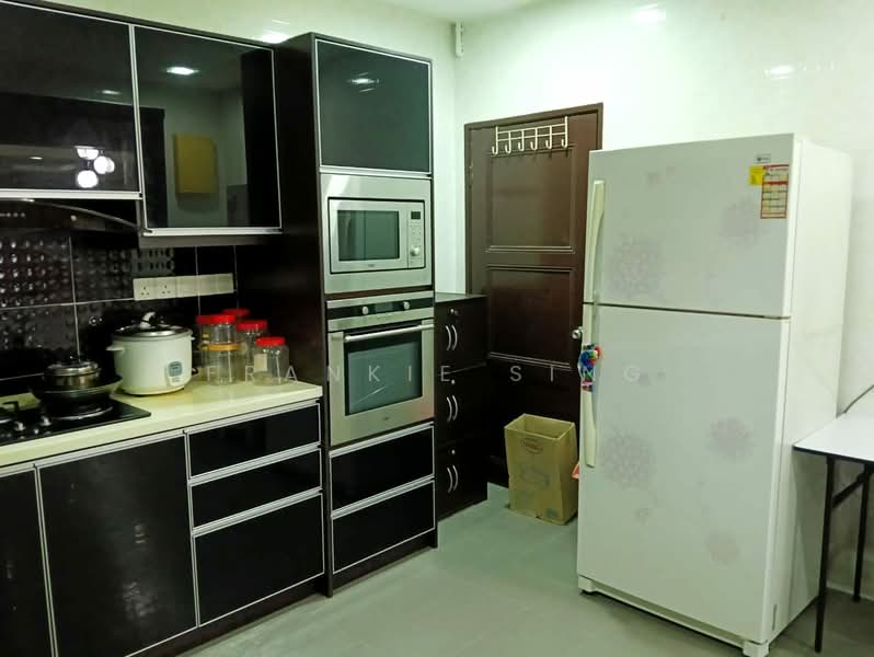 Condominium for Rent at Rivercity Condominium - Frankie Sing - Kitchen - PropertyGuru.com.my