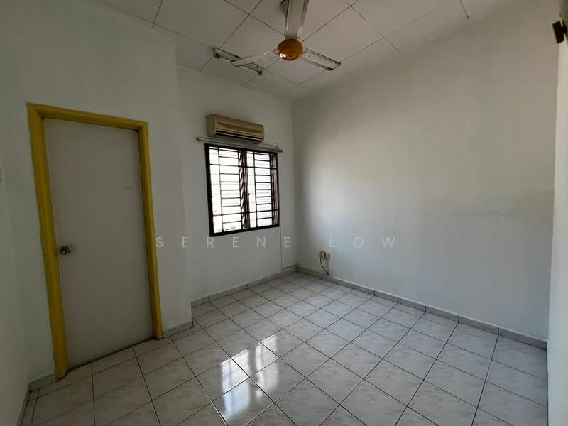 2-storey Terraced House for Sale in Mutiara Rini (Skudai) - Serene Low - PropertyGuru.com.my