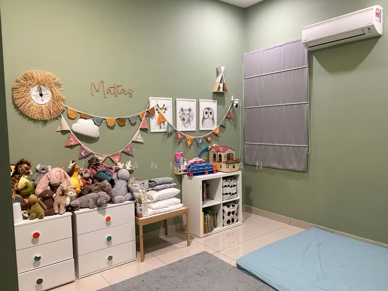 2-storey Terraced House for Sale in Kota Kemuning (Shah Alam) - Danny Tan - Bedroom - PropertyGuru.com.my