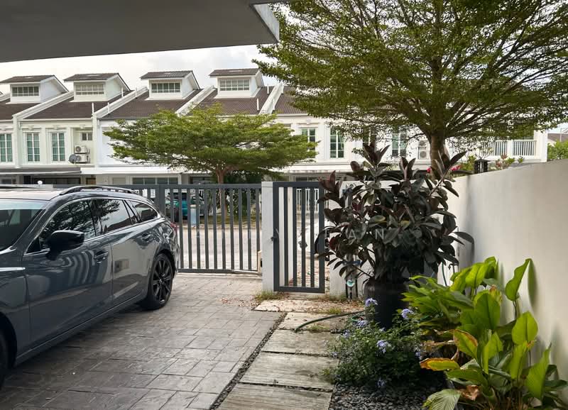 2-storey Terraced House for Sale in Kota Kemuning (Shah Alam) - Danny Tan - Exterior - PropertyGuru.com.my