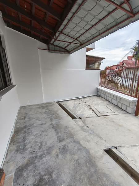 1.5-storey Terraced House for Sale in Taman Pelangi Indah (Ulu Tiram) - Alan Chong - Exterior - PropertyGuru.com.my