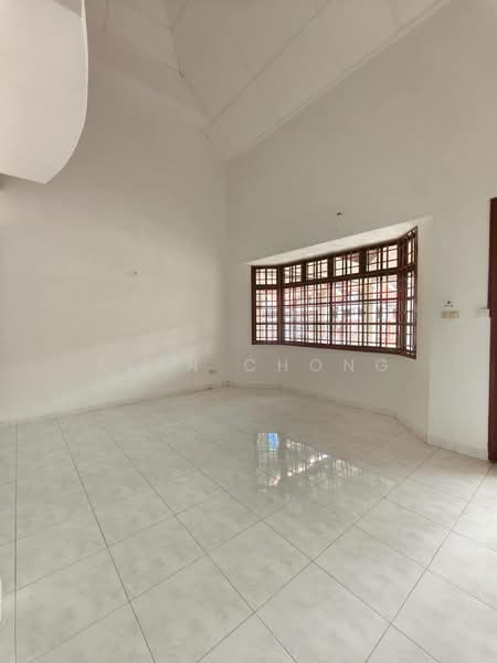 1.5-storey Terraced House for Sale in Taman Pelangi Indah (Ulu Tiram) - Alan Chong - Interior - PropertyGuru.com.my