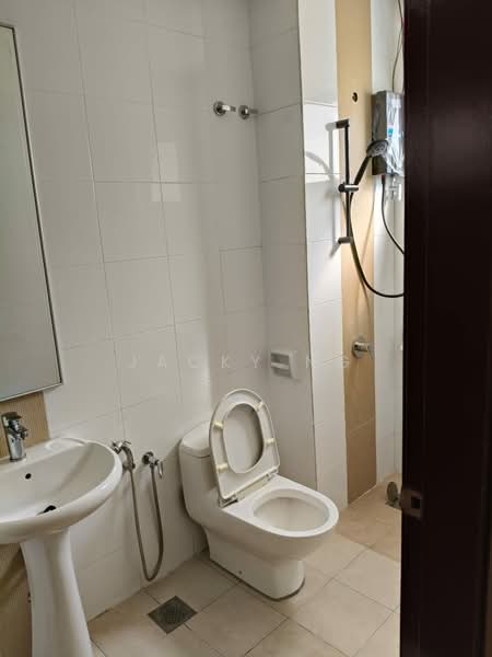 3-storey Terraced House for Rent in Sutera Damansara (Damansara Damai) - Jacky Ng - Bathroom - PropertyGuru.com.my