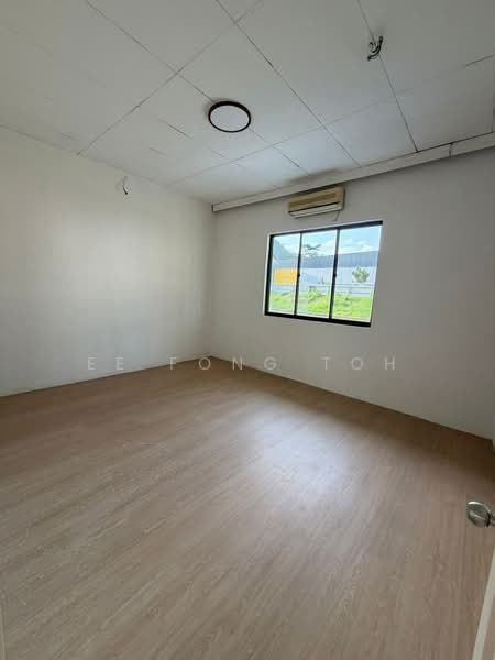 Semi-Detached House for Sale in Taman Majidee (Johor Bahru) - Ee Fong Toh - Interior - PropertyGuru.com.my